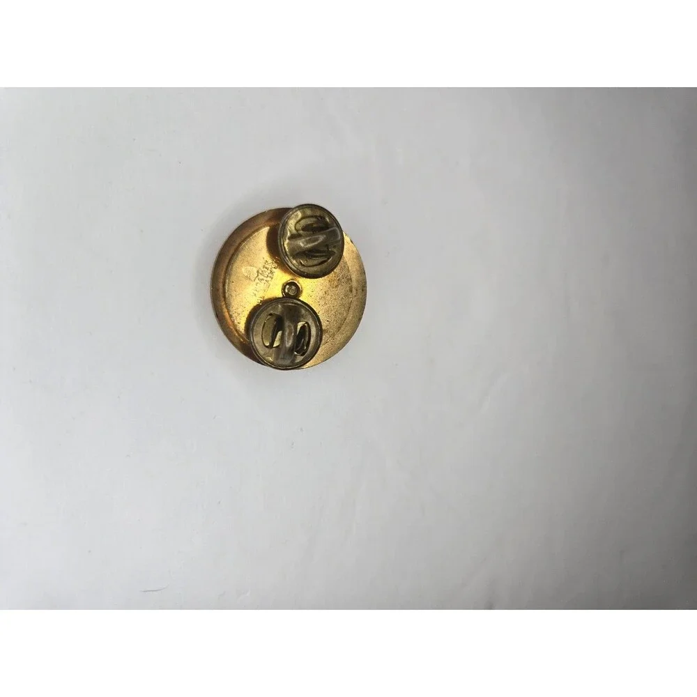 1950s US Army Enlisted Man's Artillery Branch Domed/Convex BOS Collar Badge